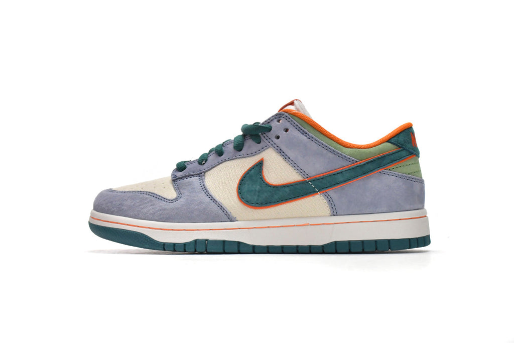 Otomo Katsuhiro x Nike SB Dunk Low Steamboy OST Reps Sneaker LF0039-017