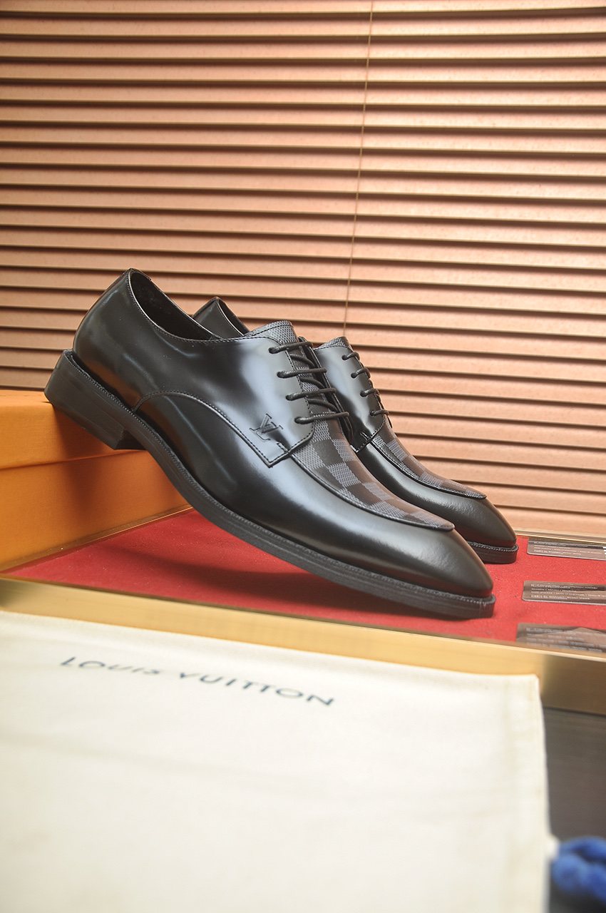 Louis Vuitton Checkerboard Lace-Up Dress Shoes